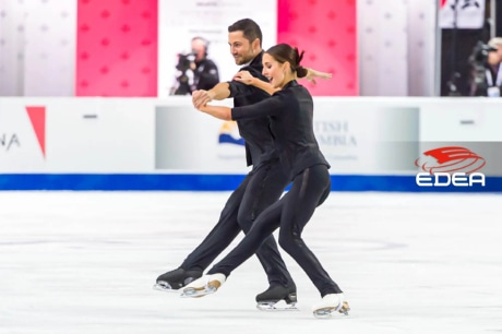 Ice Gallery Skates U.S.